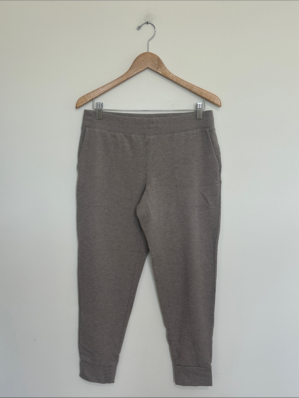 J. Jill PureJill Pima Cotton Blend Taupe Joggers size Small
